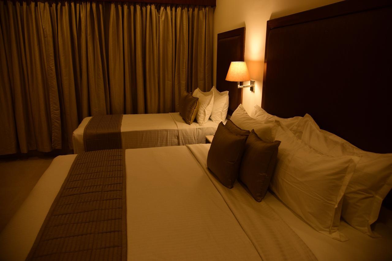 Hotel Rameswaram Grand Exteriér fotografie